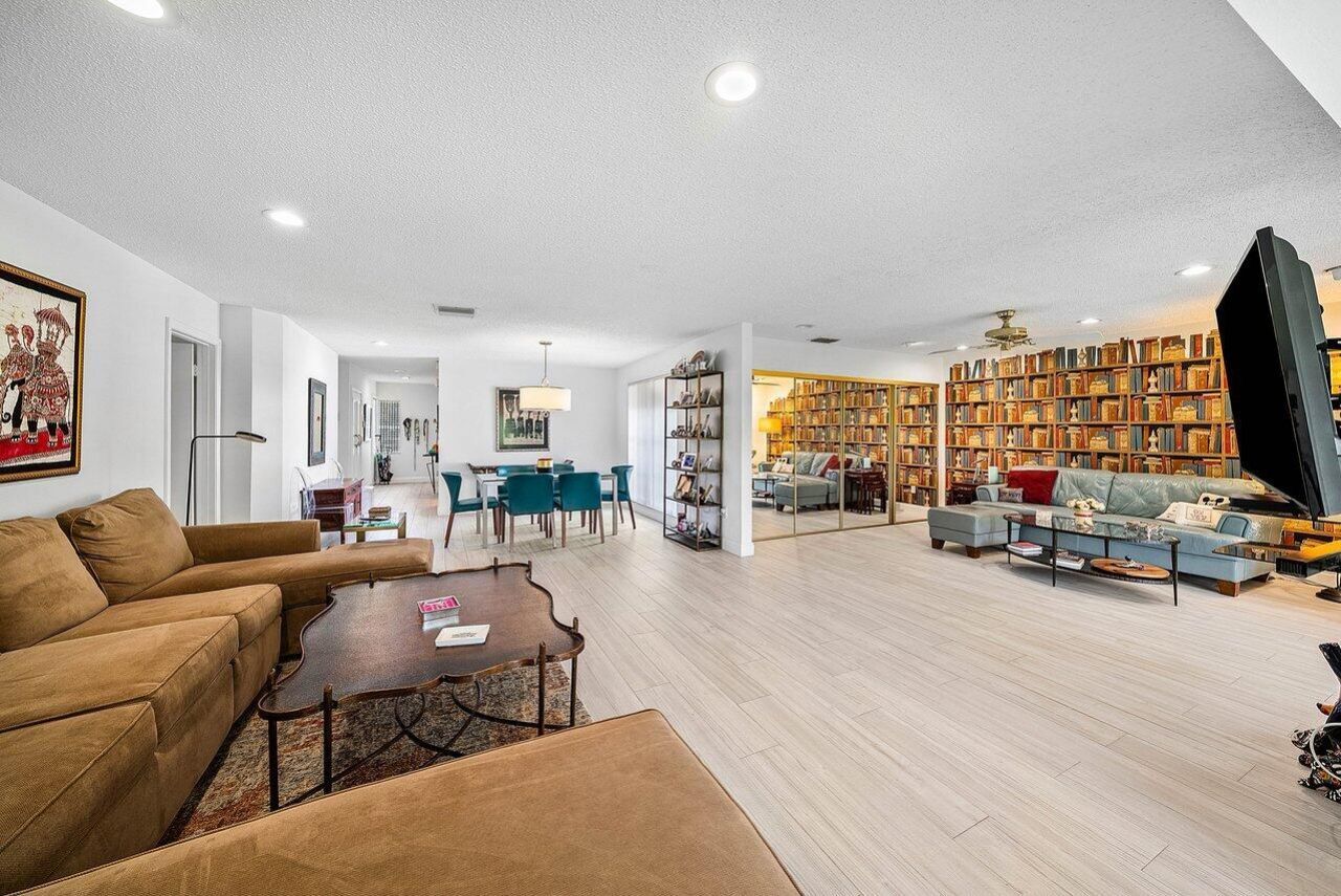 7920 Eastlake Drive, Unit 19-b, Boca Raton, FL 33433 Photo