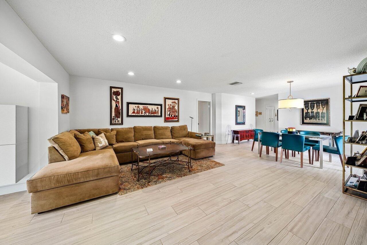 7920 Eastlake Drive, Unit 19-b, Boca Raton, FL 33433 Photo