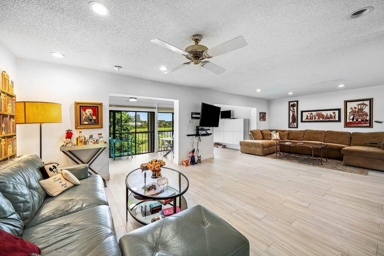7920 Eastlake Drive, Unit 19-b, Boca Raton, FL 33433 Photo