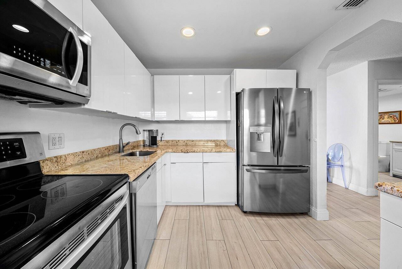 7920 Eastlake Drive, Unit 19-b, Boca Raton, FL 33433 Photo