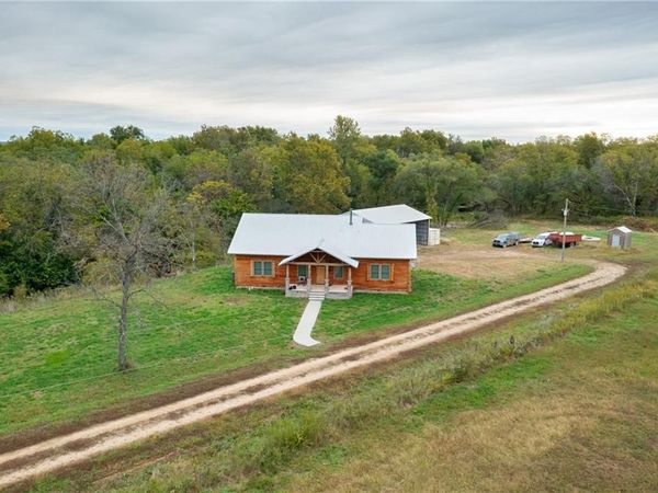 000 SE Virginia Road, Kincaid, KS 66039