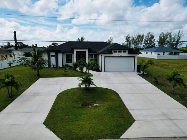 528 JACARANDA PARKWAY E, CAPE CORAL, FL 33909