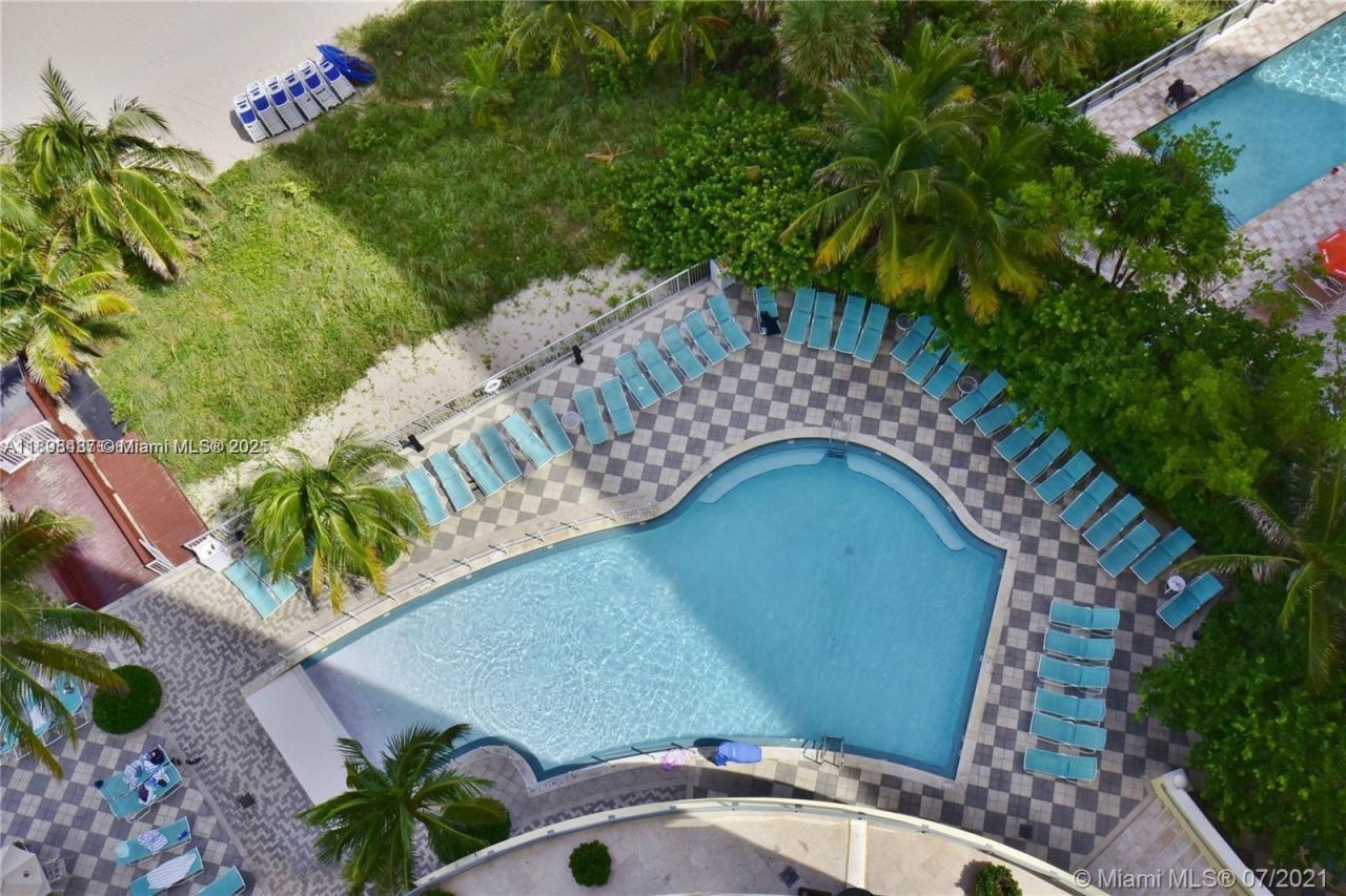 17375 Collins Ave, Unit 2002, Sunny Isles Beach, FL 33160 Photo