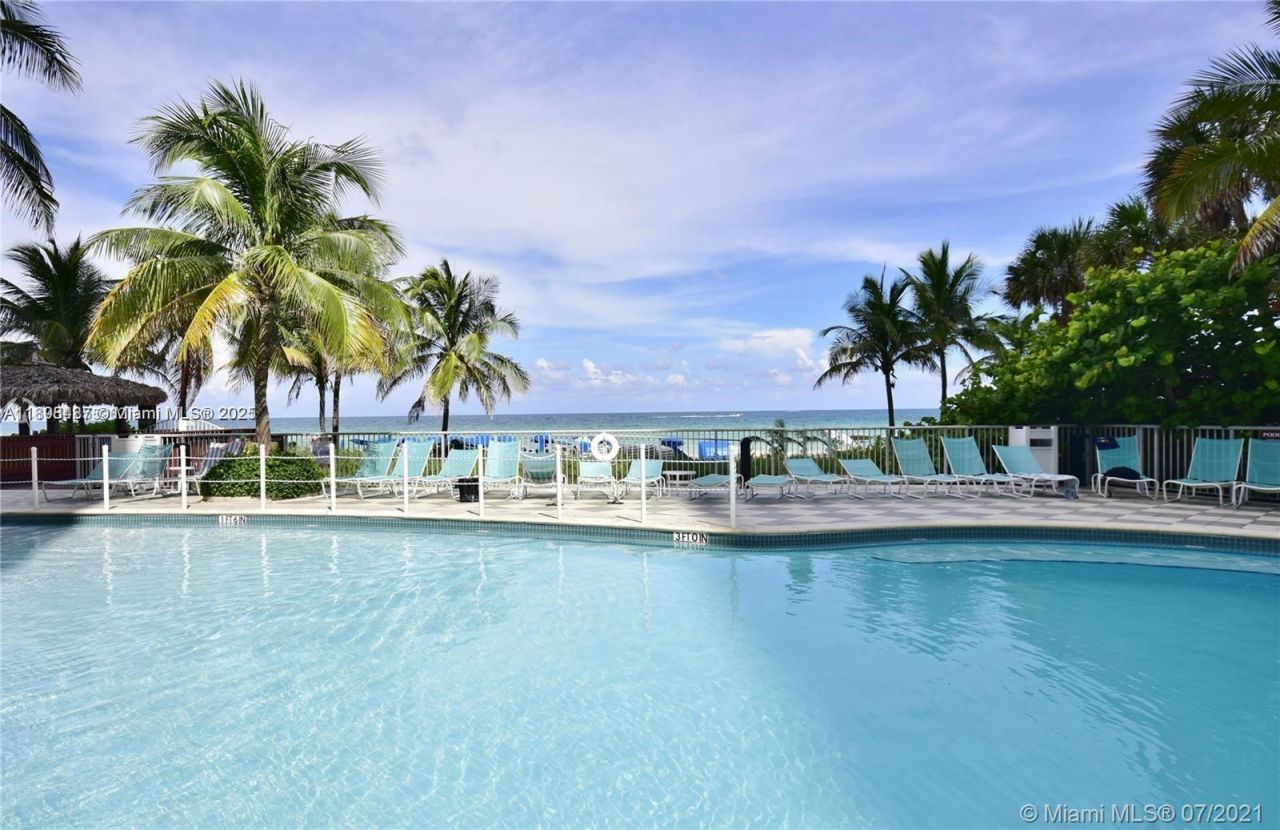 17375 Collins Ave, Unit 2002, Sunny Isles Beach, FL 33160 Photo