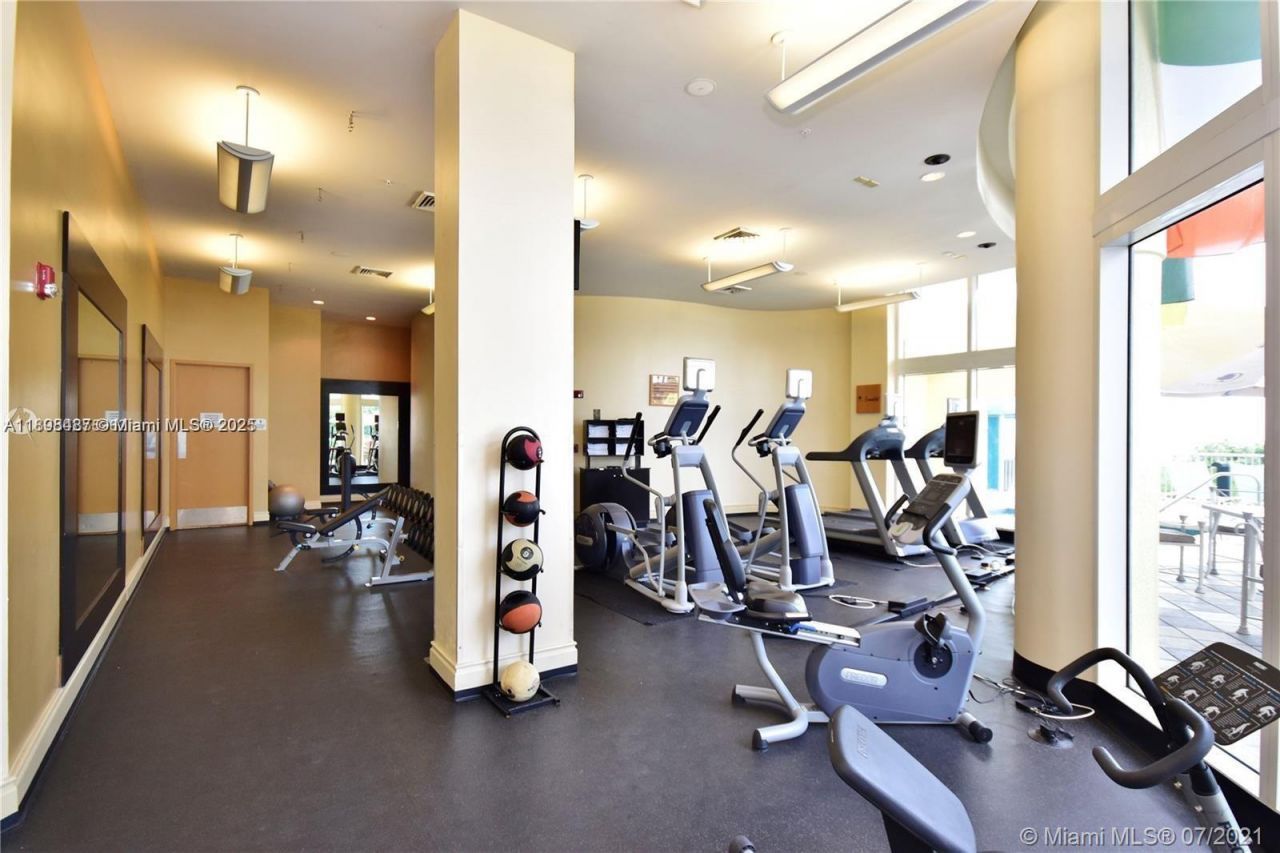 17375 Collins Ave, Unit 2002, Sunny Isles Beach, FL 33160 Photo