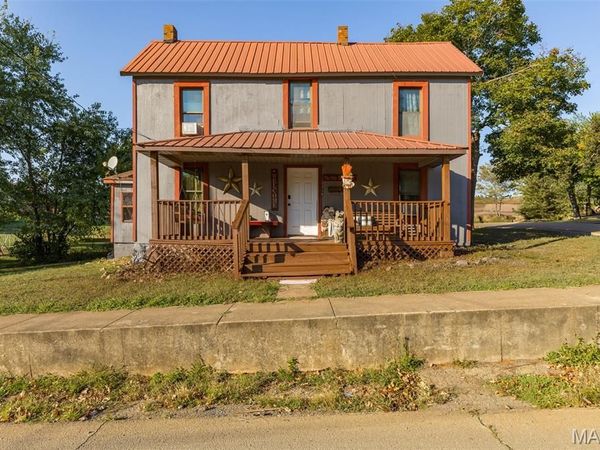318 E Marvin Avenue, Fredericktown, MO 63645