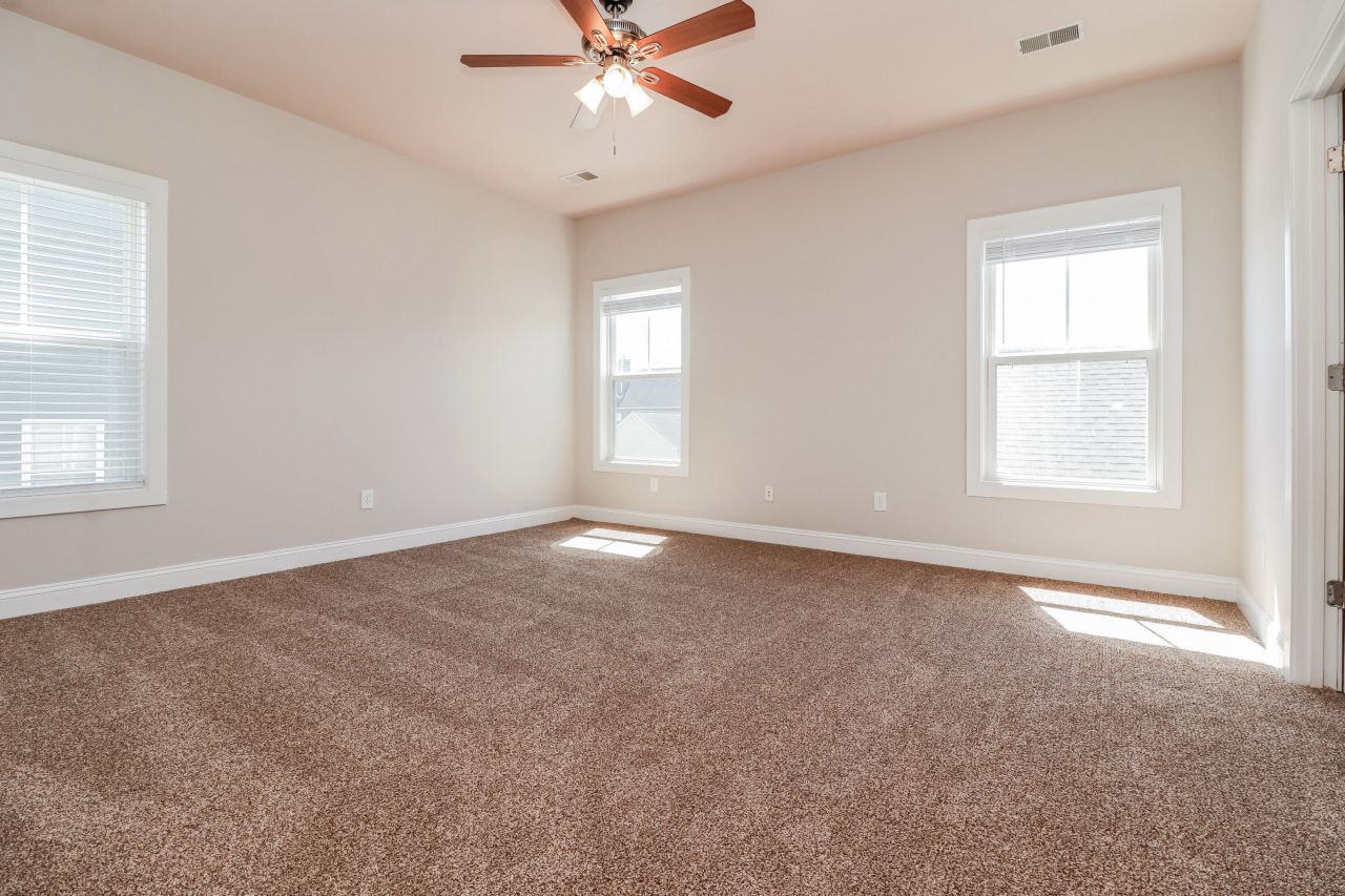 113 Pavilion Street Photo 11