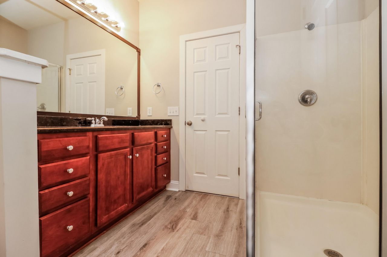 113 Pavilion Street Photo 12