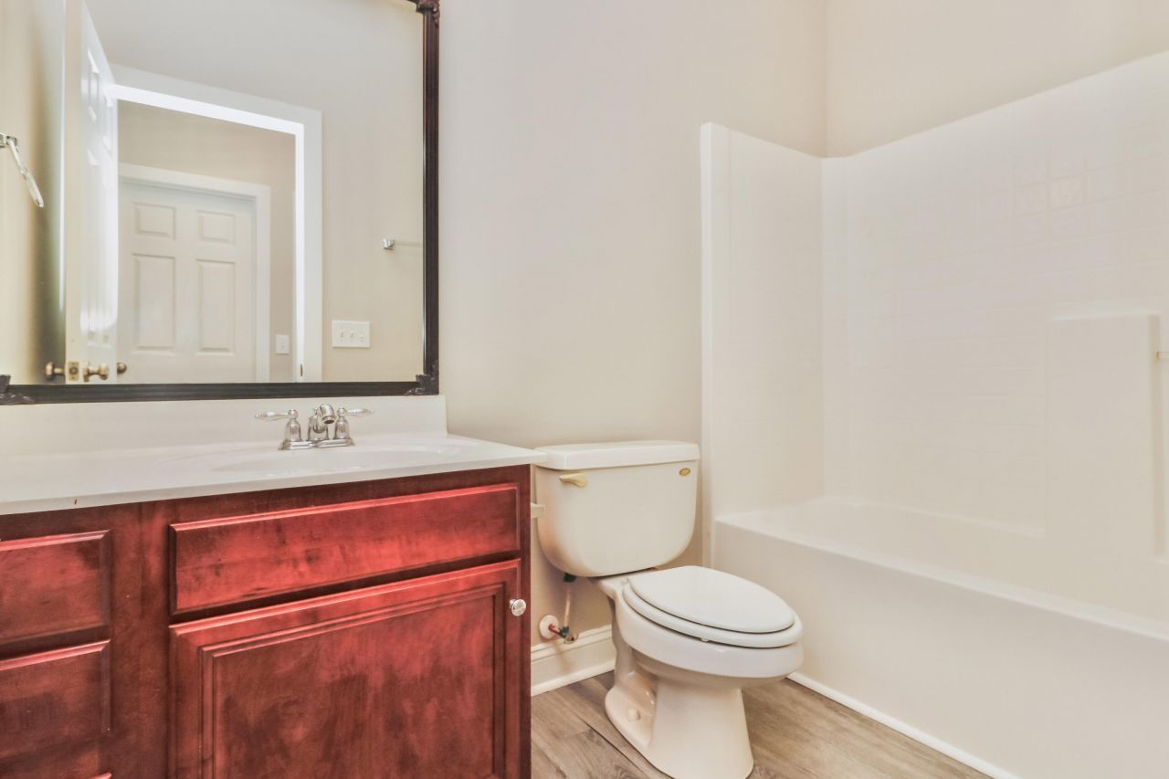 113 Pavilion Street Photo 16