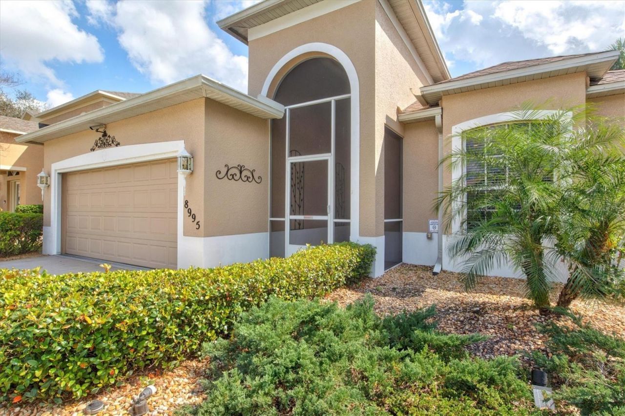 8995 Founders Circle, Palmetto, FL 34221 Photo
