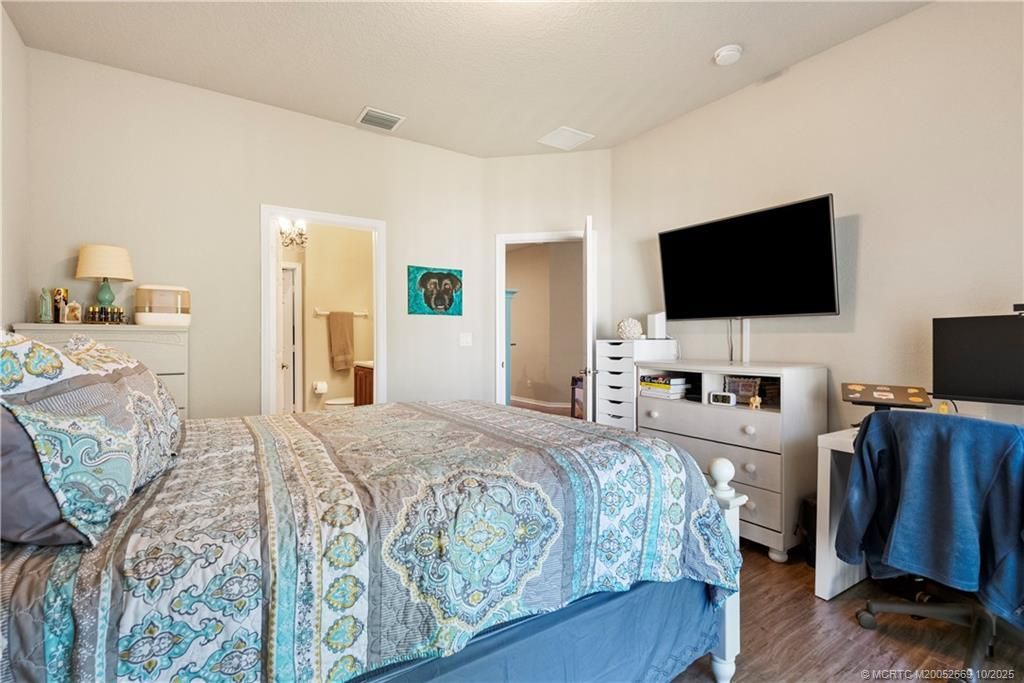 3031 SE Lexington Lakes Drive, Unit 201, Stuart, FL 34994 Photo