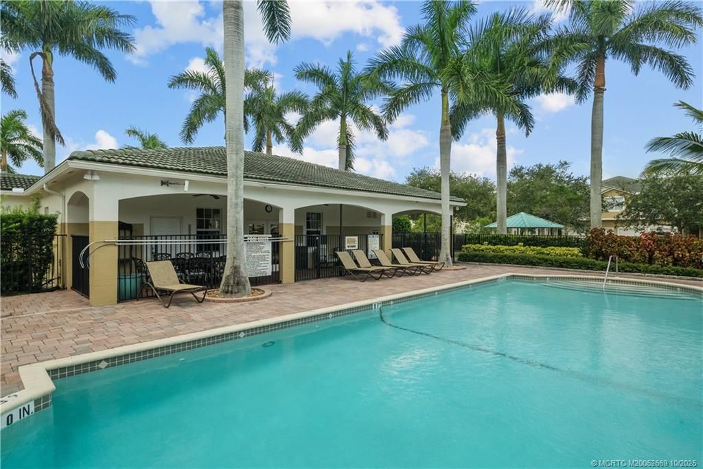 3031 SE Lexington Lakes Drive, Unit 201, Stuart, FL 34994 Photo