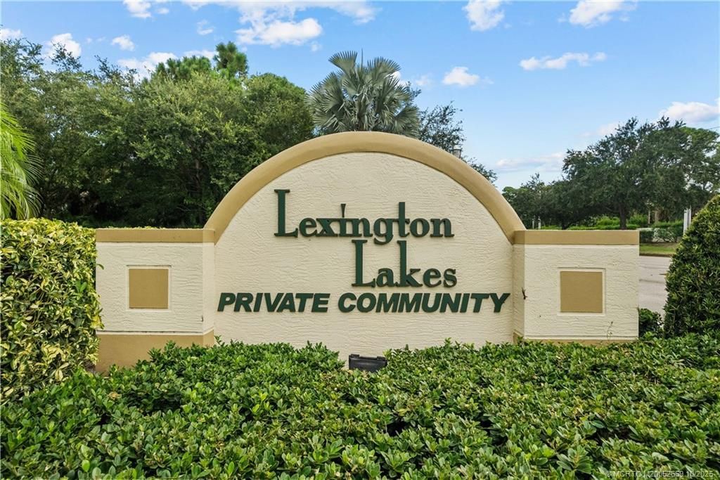 3031 SE Lexington Lakes Drive, Unit 201, Stuart, FL 34994 Photo