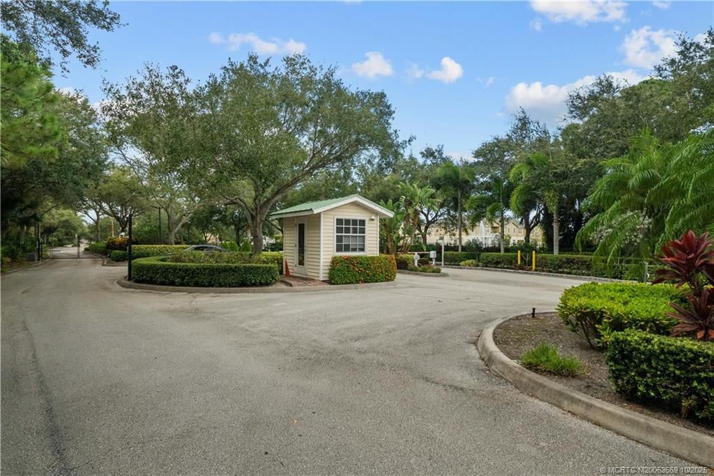 3031 SE Lexington Lakes Drive, Unit 201, Stuart, FL 34994 Photo