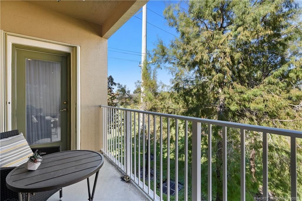 3031 SE Lexington Lakes Drive, Unit 201, Stuart, FL 34994 Photo