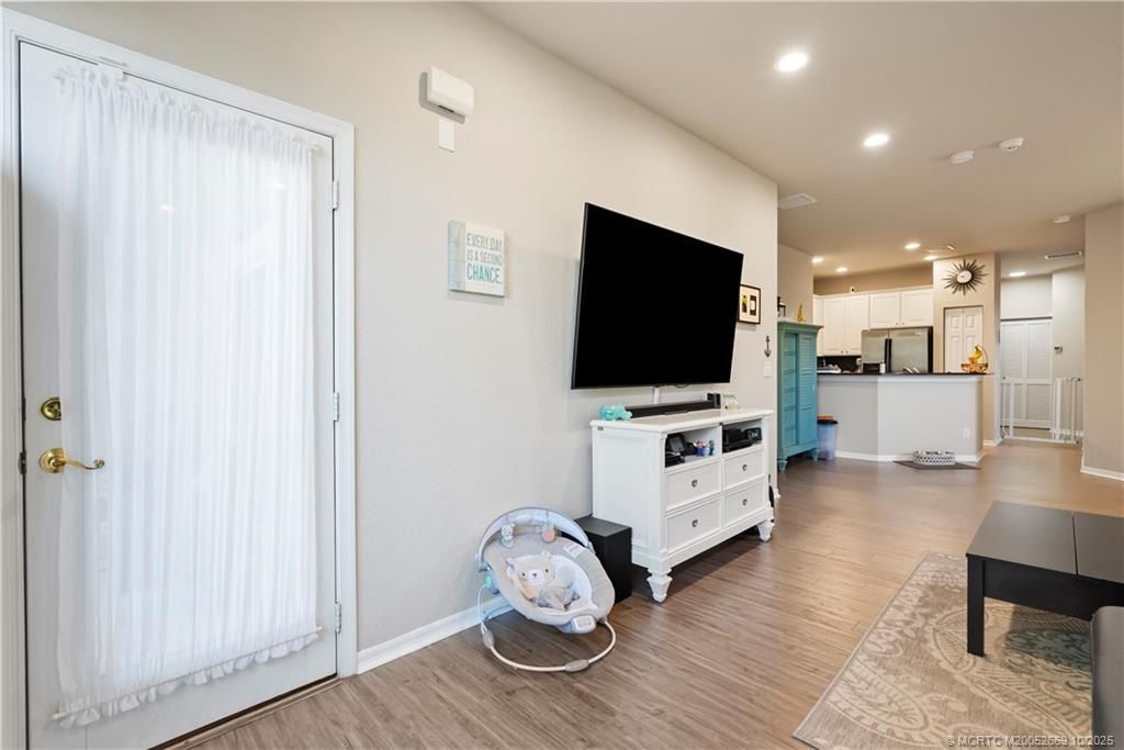 3031 SE Lexington Lakes Drive, Unit 201, Stuart, FL 34994 Photo