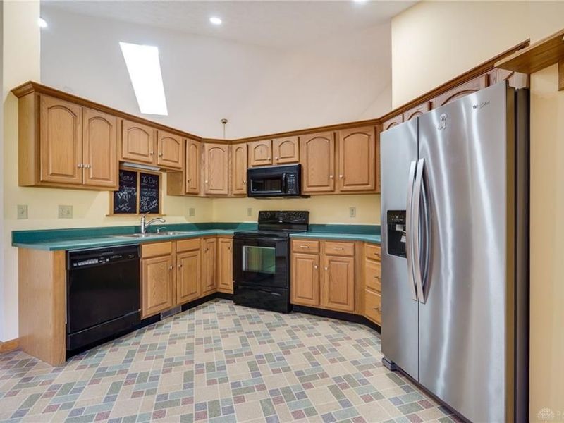 827 Shaney Lane, Brookville, OH 45309 Photo 19