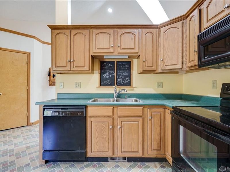 827 Shaney Lane, Brookville, OH 45309 Photo 20