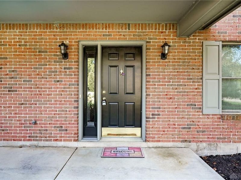 827 Shaney Lane, Brookville, OH 45309 Photo 6