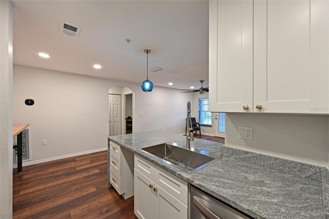 8809 Manor Loop, Unit 106, Lakewood Ranch, FL 34202 Photo