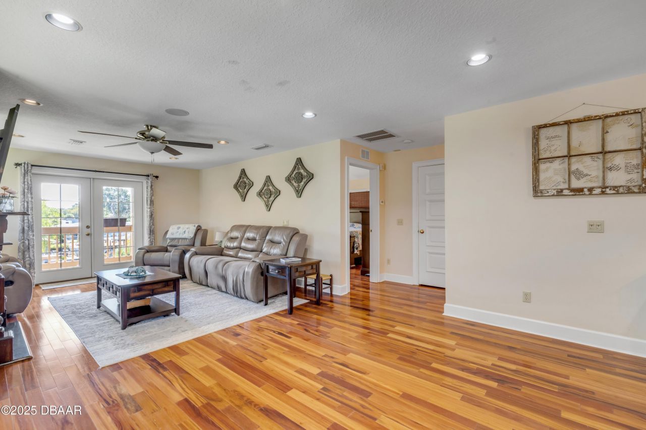 215 Randle Avenue, Oak Hill, FL 32759 Photo