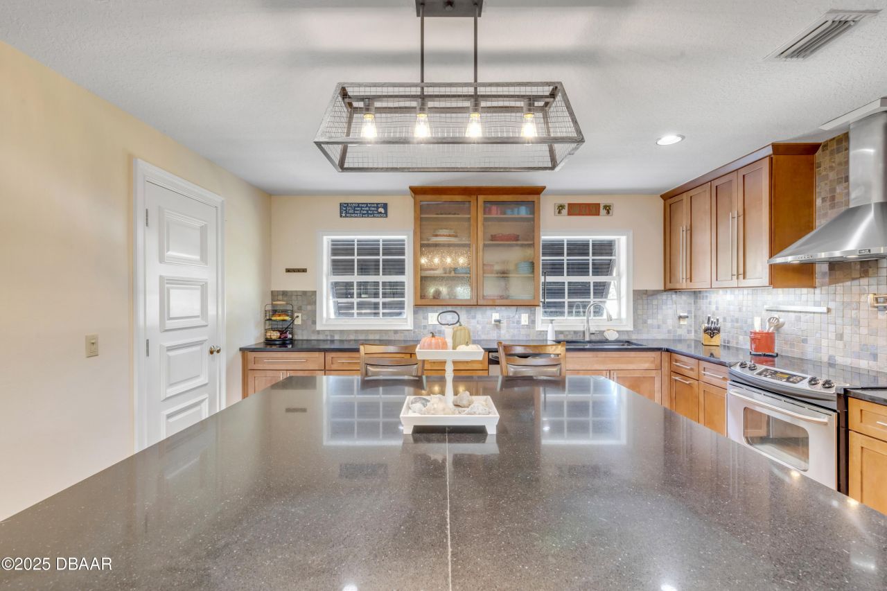 215 Randle Avenue, Oak Hill, FL 32759 Photo