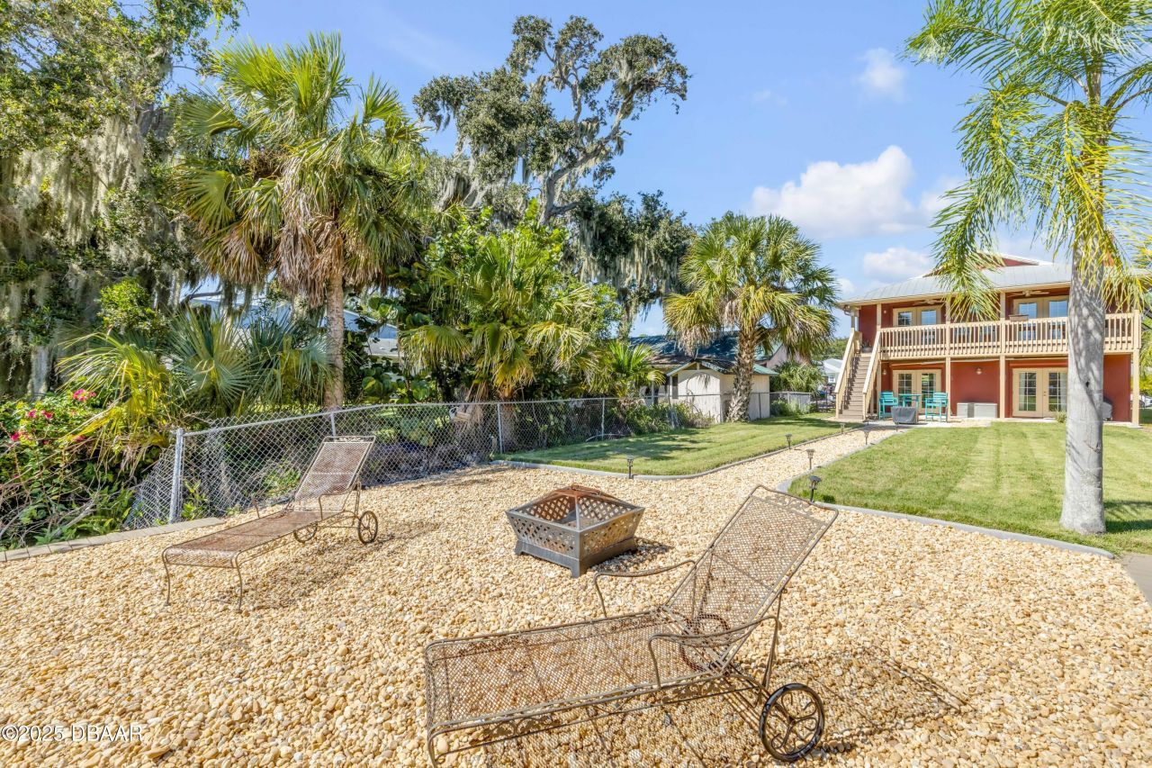 215 Randle Avenue, Oak Hill, FL 32759 Photo