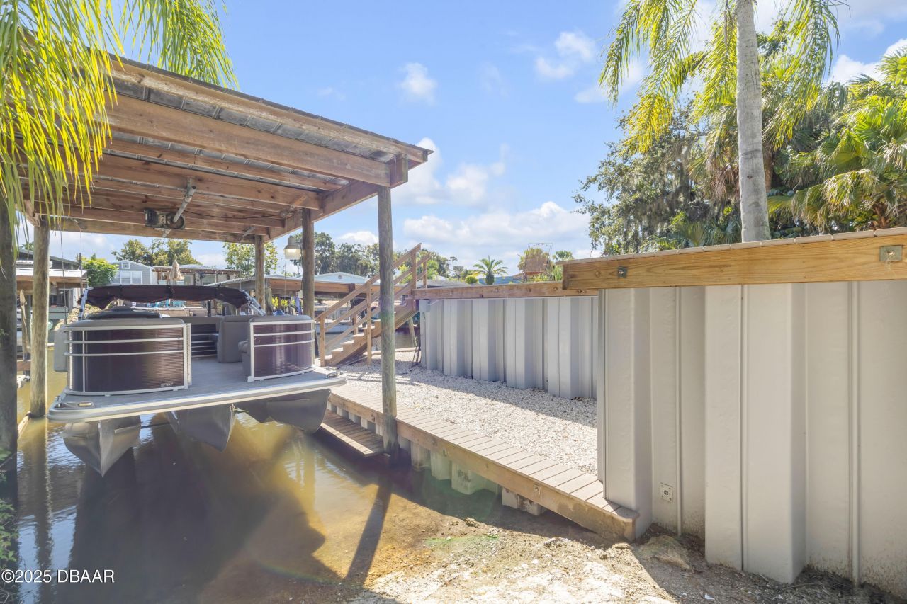 215 Randle Avenue, Oak Hill, FL 32759 Photo