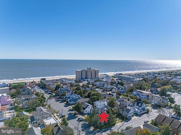 28 DELAWARE AVENUE, REHOBOTH BEACH, DE 19971