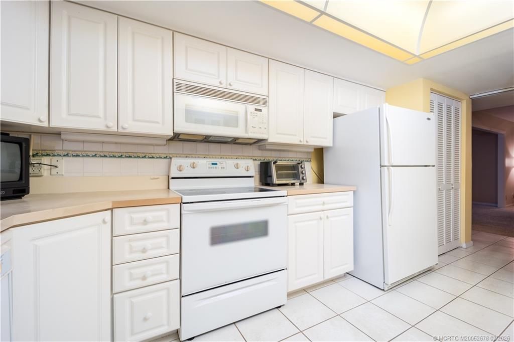 3100 SE Pruitt Road, Unit B301, Port Saint Lucie, FL 34952 Photo