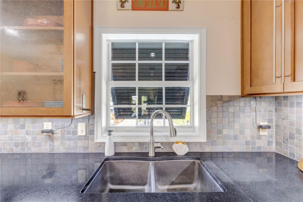 215 Randle Avenue, Oak Hill, FL 32759 Photo