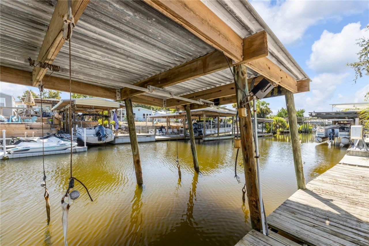 215 Randle Avenue, Oak Hill, FL 32759 Photo