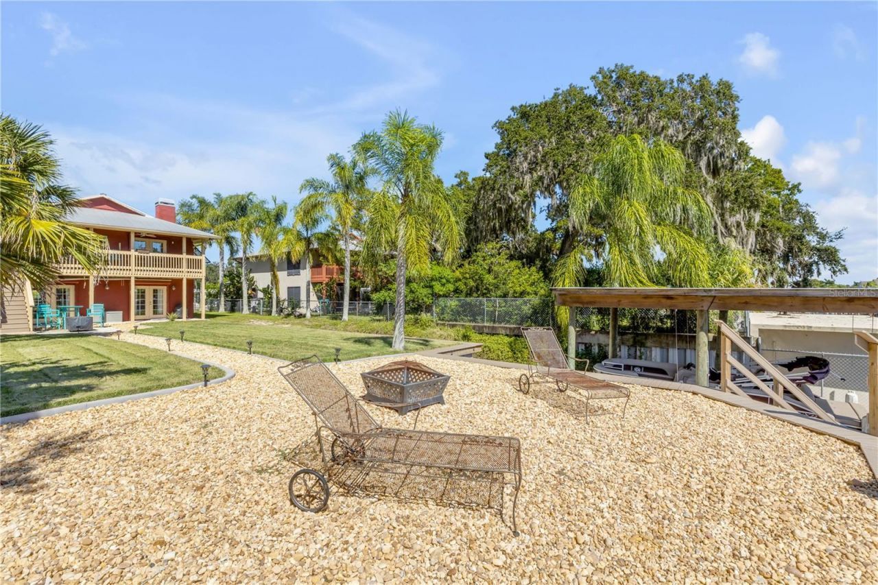 215 Randle Avenue, Oak Hill, FL 32759 Photo