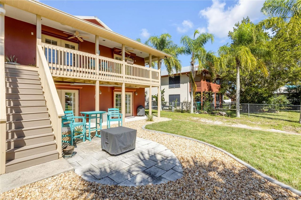 215 Randle Avenue, Oak Hill, FL 32759 Photo