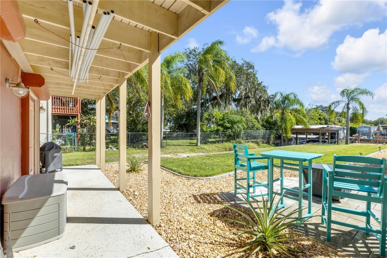 215 Randle Avenue, Oak Hill, FL 32759 Photo