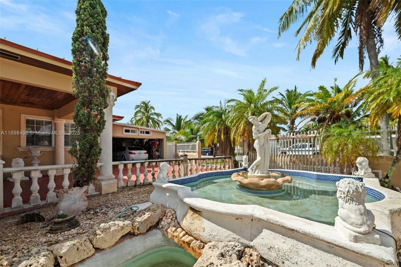 100 E 37th St, Hialeah, FL 33013 Photo