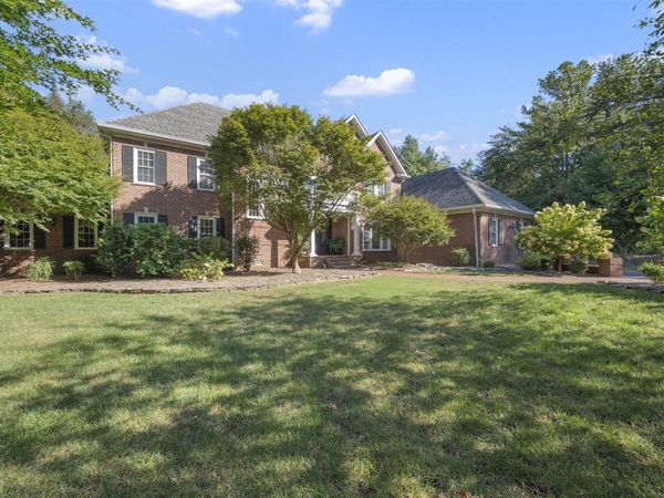 801 Covington Grove Boulevard, Bowling Green, KY 42104