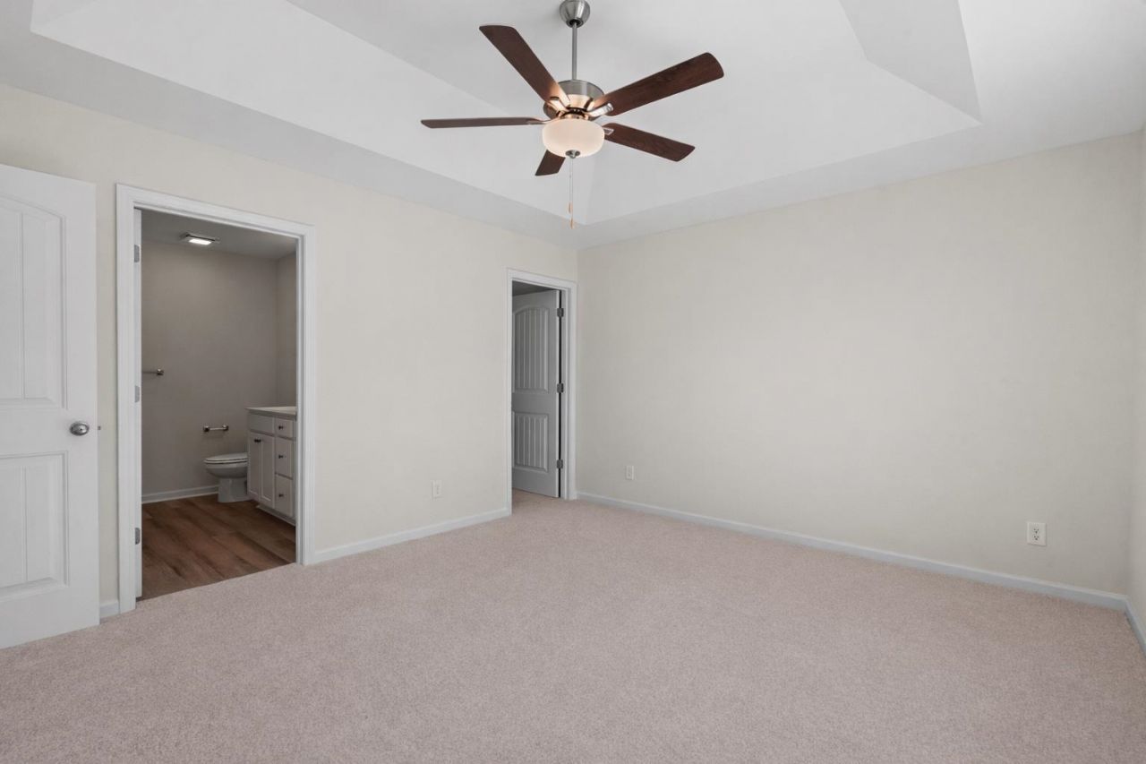 185 Gray Owl Dr. Photo 10