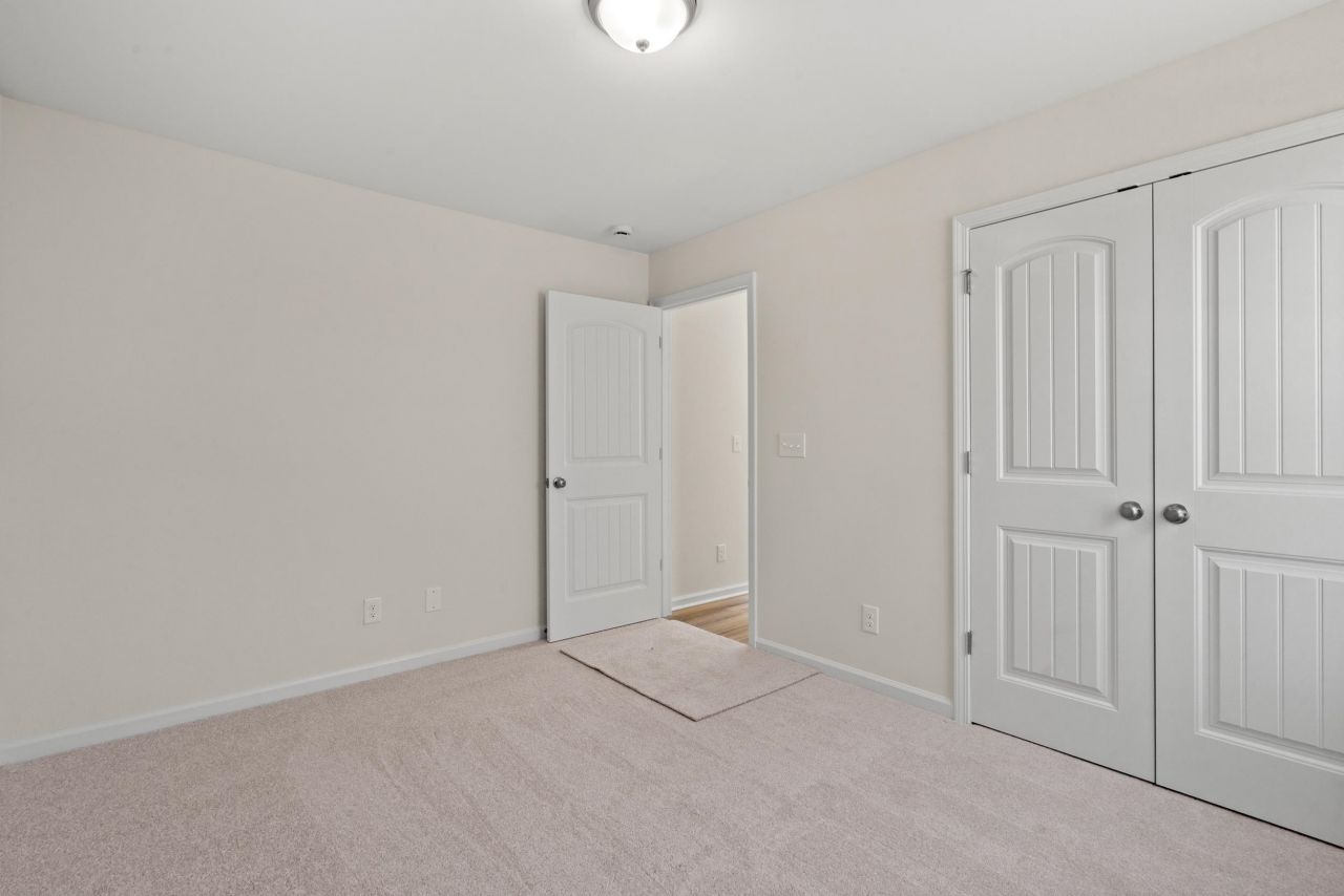 185 Gray Owl Dr. Photo 12