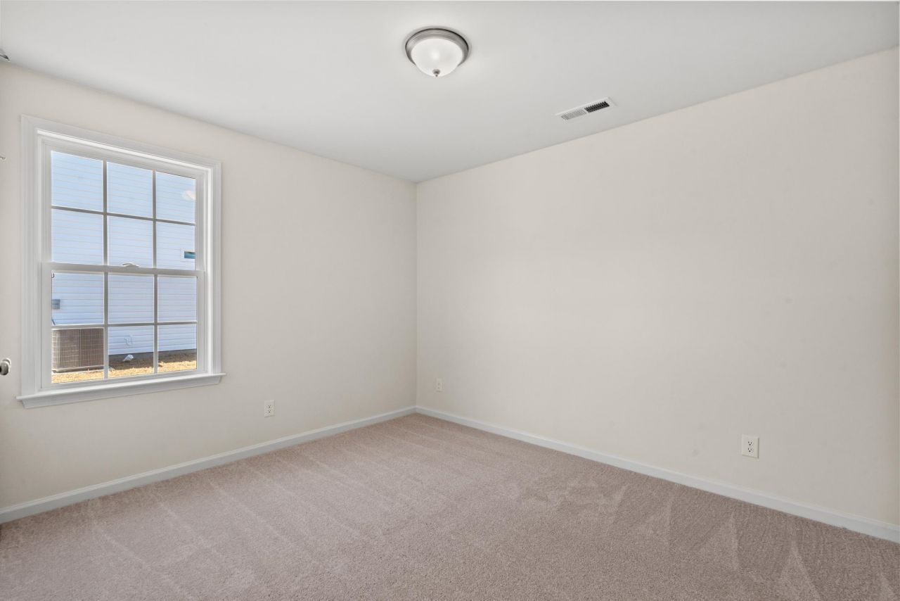 185 Gray Owl Dr. Photo 13