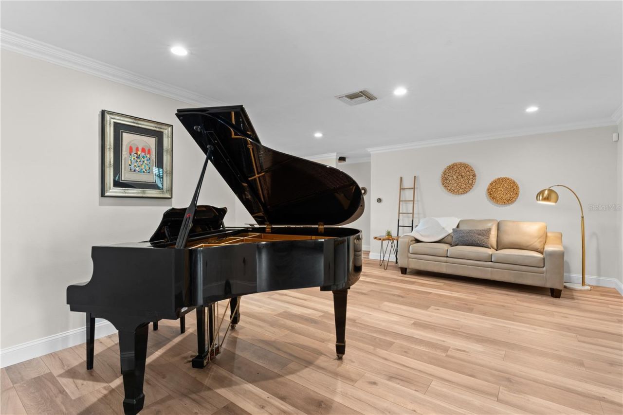 3300 Floramar Terrace, New Port Richey, FL 34652 Photo