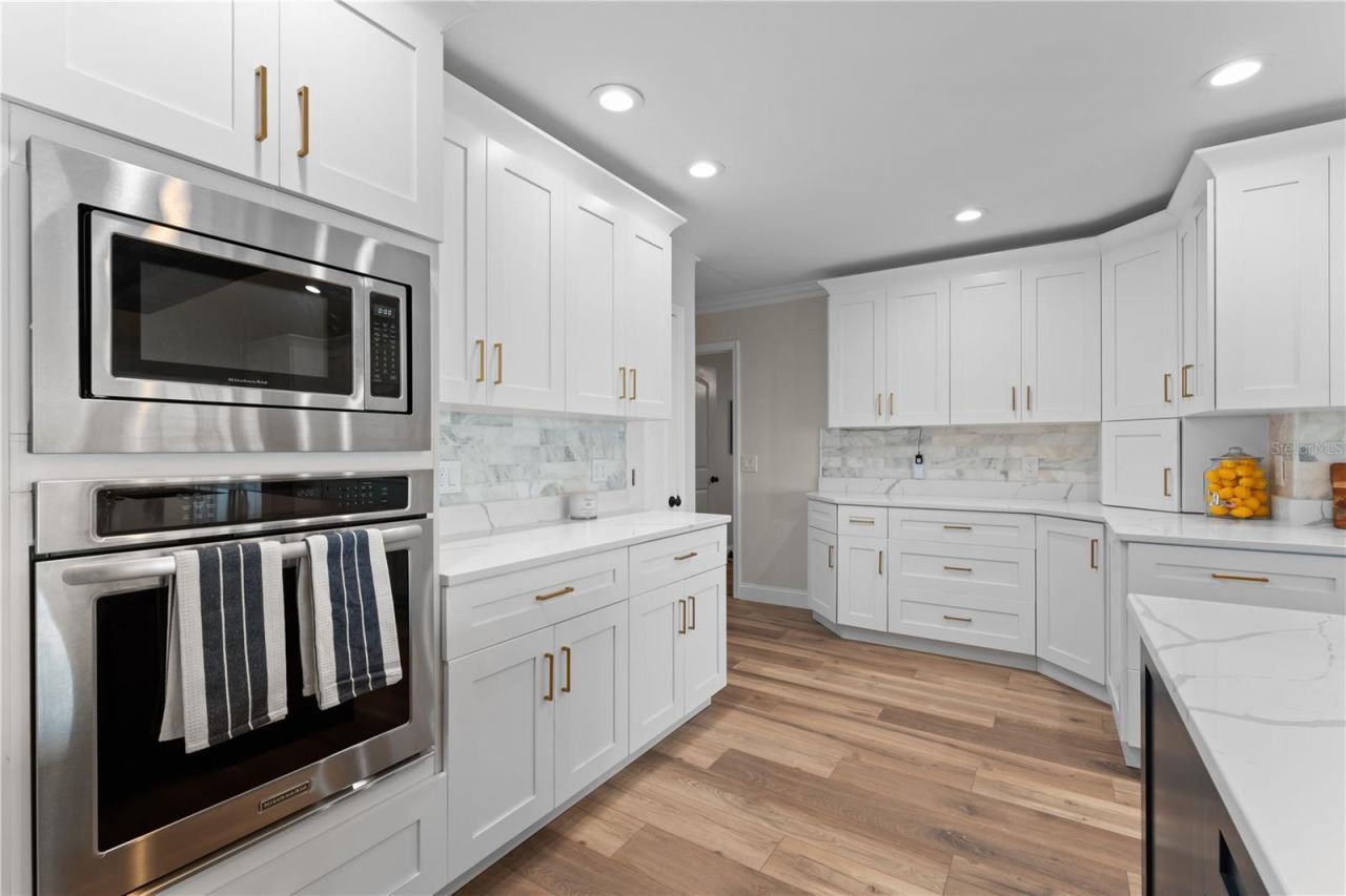 3300 Floramar Terrace, New Port Richey, FL 34652 Photo