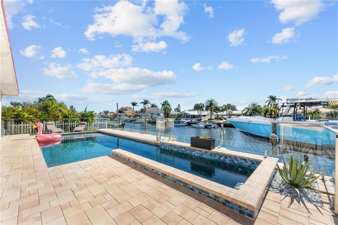 3300 Floramar Terrace, New Port Richey, FL 34652 Photo