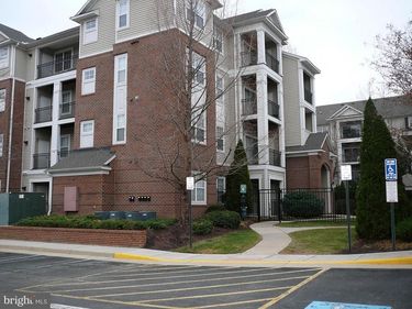 12958 CENTRE PARK CIRCLE, Unit 120, HERNDON, VA 20171