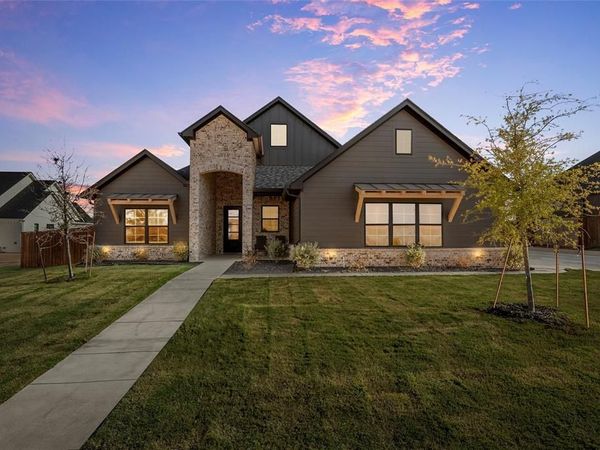 12015 Sequoia Lane, Woodway, TX 76712