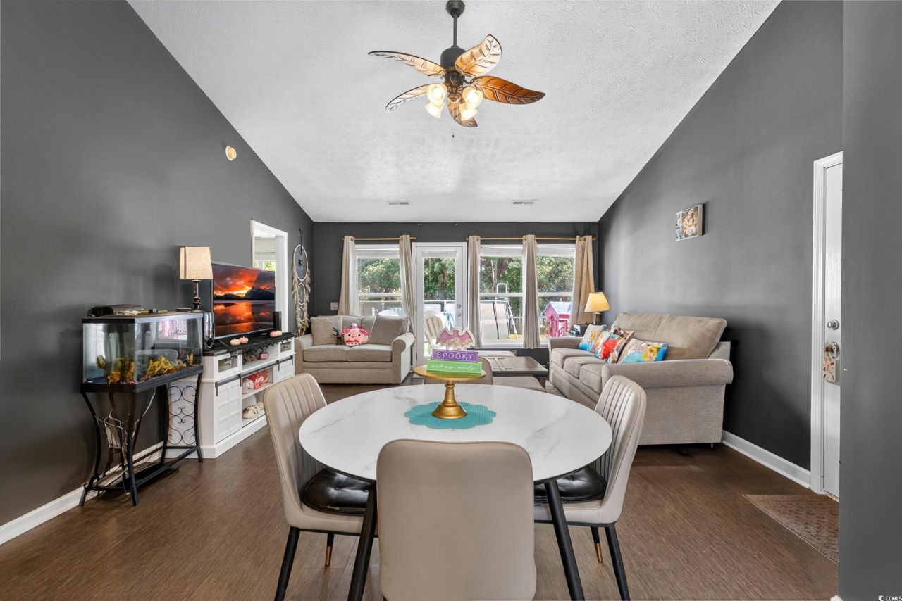 105 Retreat Pl. Photo 10