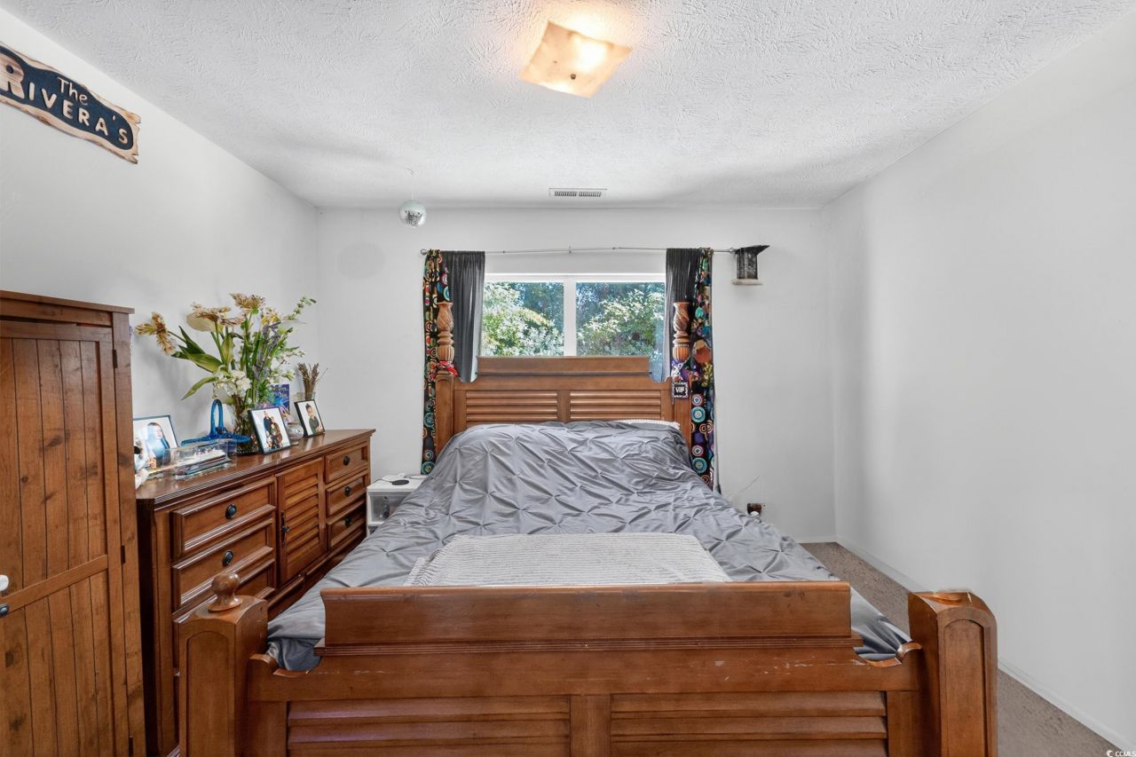 105 Retreat Pl. Photo 16