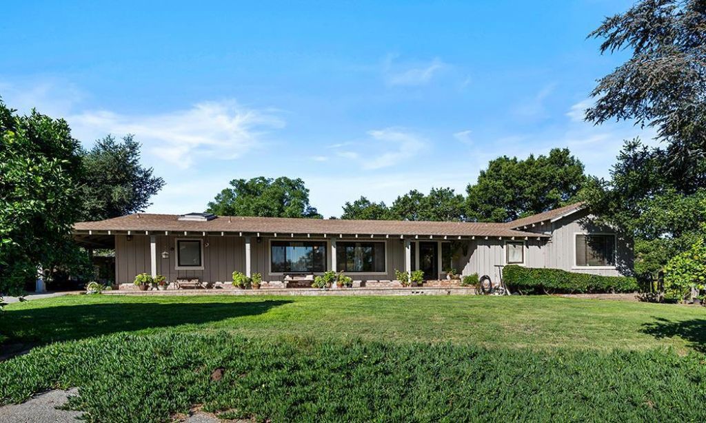 547 Mission Vineyard Road, San Juan Bautista, CA 95045 Main Photo