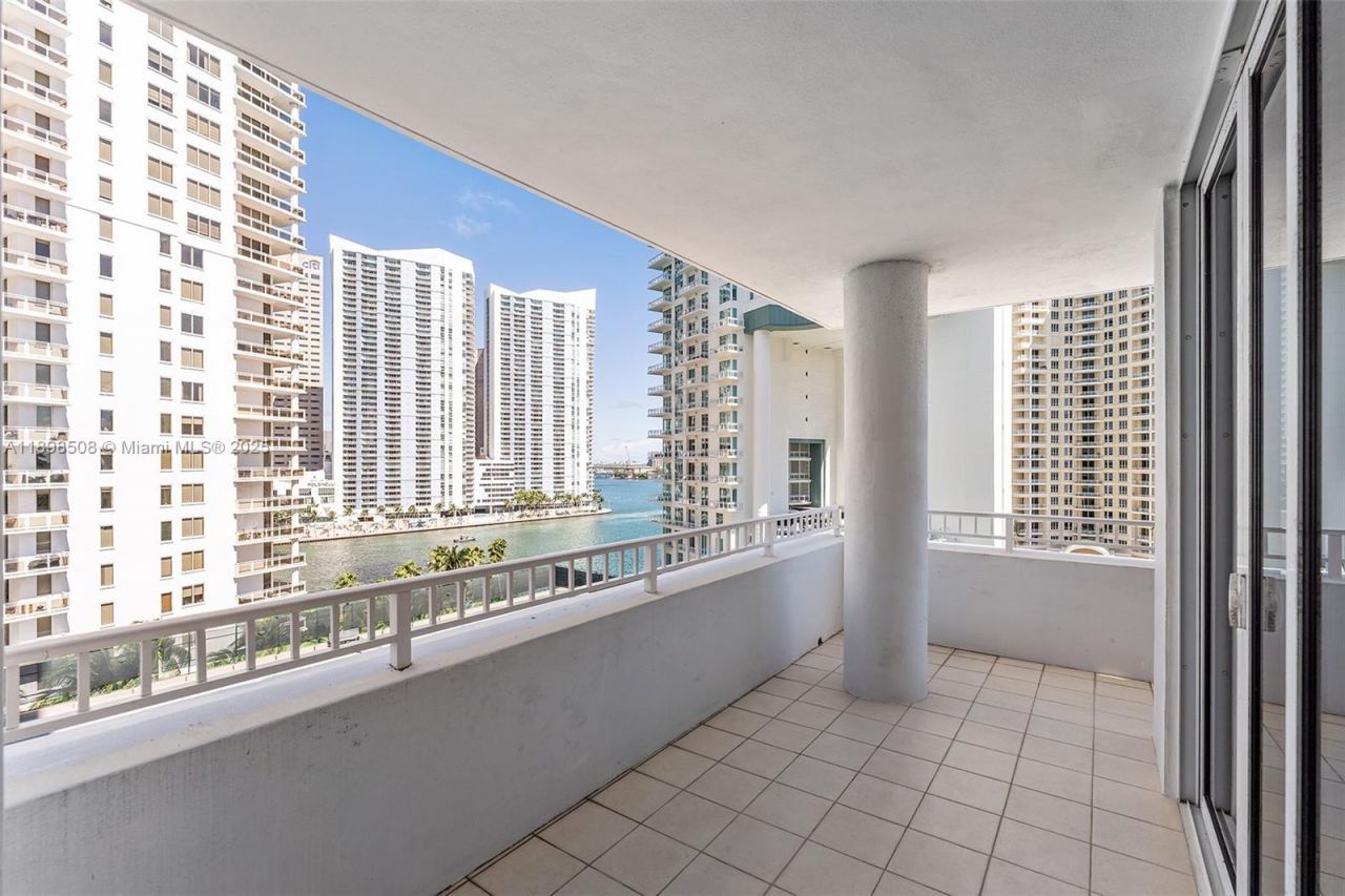 801 Brickell Key Blvd, Unit 1012, Miami, FL 33131 Photo