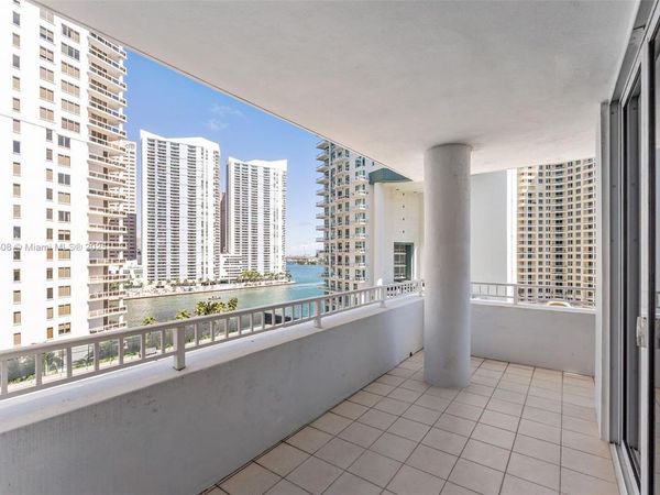 801 Brickell Key Blvd, Unit 1012, Miami, FL 33131